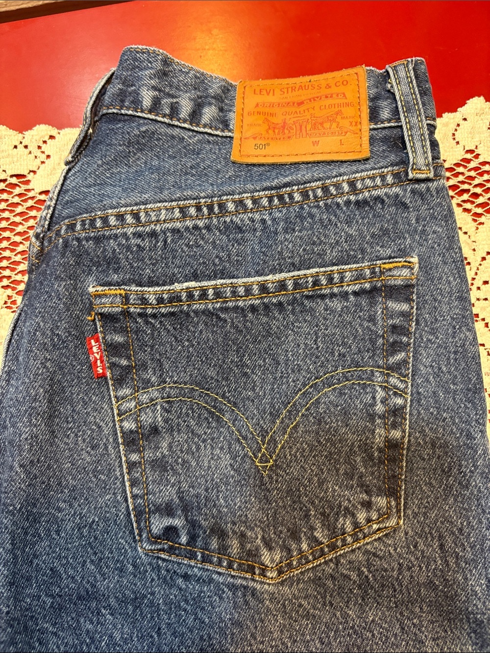502 Levi's Women's Straight Blue Denim Jeans with Leather Patch